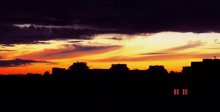 Night comes to the right / *****
