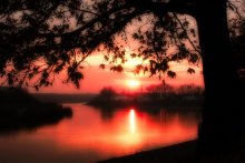 Sunset on the River / ***