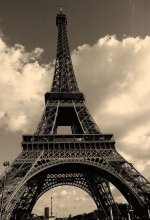 Eiffel Tower / *****