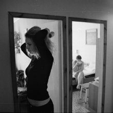 mother and daughter / ***