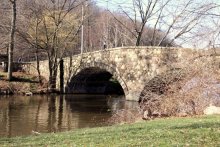 Stone Bridge / ***
