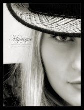 mystique / ******