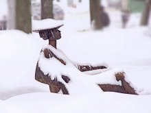 Snow-covered queen .... / ***