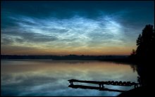 Noctilucent clouds / ***