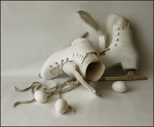 of eggs and bad dancer ... / ***