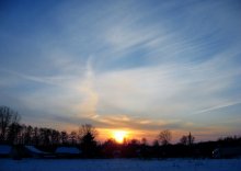 erste Feder Sonnenuntergang / ***