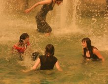 Heat in Moscow / ...........