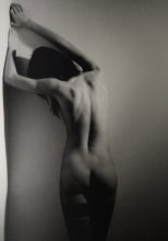 Emptiness / ***