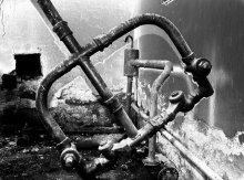 Old plumbing / ***