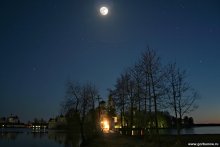 Night and silence, at this age ... / ***