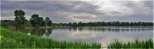 pond / ***