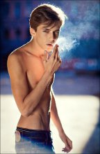 Paul / ***