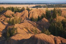 Clay Mountain / ***