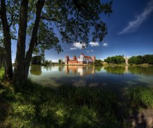 | Mir Castle | / ***