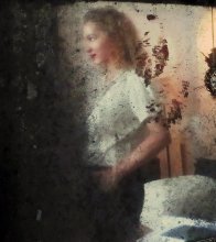 self-portrait in an old mirror / ***