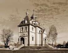 Heilige Kirche Mariä Himmelfahrt / ***