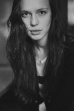 Tania / ***