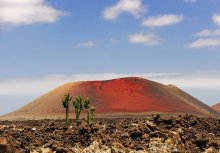 Extinct volcano / ***