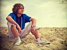 Alone with his thoughts / *****