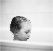 bathing / ***