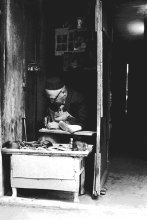 Tbilisi shoemakers 1 / ***
