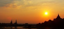 Evening over the Elbe / ***