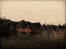 House in the village / -------