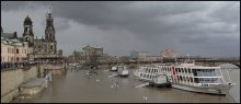 Flood / ***