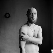 Ivan Sirin (portrait with wreath) / .....