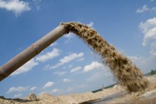 Sand mining / ***