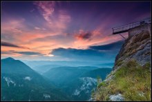 Mountain view / .......