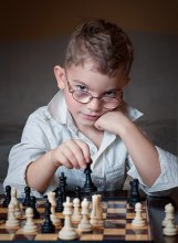 Junior Champion / ***