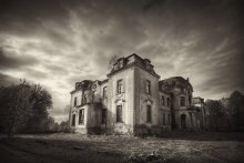 | Zheludoksky Palace | / ***