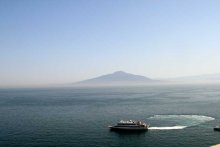 Vesuvius in the fog / ***