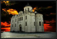 Shrine of the Virgin Pirogoshcha / ***