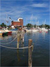 guest moorage / ***