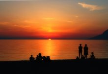 Seeing the Sun / ***