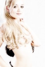 Blond / ***