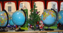 New Year's walking on the planets / ***