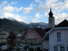 and from our window ... / ***
