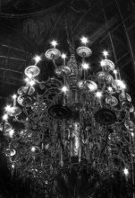 Chandelier / ***