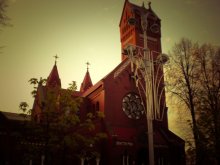 Red Church / ***
