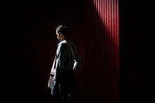 red wall / ***