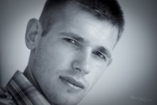 Artem / ******