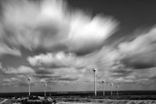 ... The right wind ... / ***