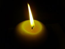 candle burning / ***