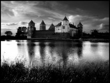 Mir Castle / ***
