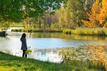 The girl on the shore / ***