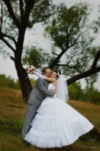 Embrace / wedding