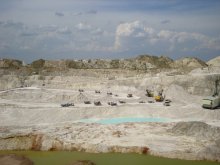 quarry / ______